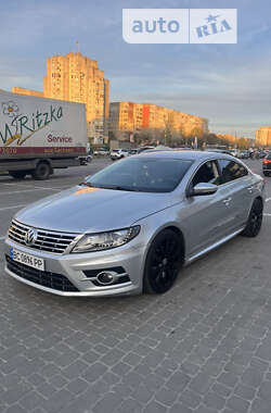 Купе Volkswagen CC / Passat CC 2013 в Львові