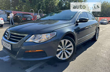 Купе Volkswagen CC / Passat CC 2011 в 