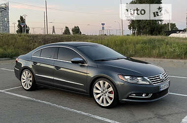 Купе Volkswagen CC / Passat CC 2012 в Киеве