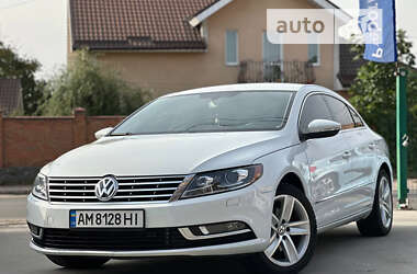 Купе Volkswagen CC / Passat CC 2015 в Киеве