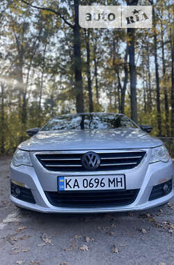 Купе Volkswagen CC / Passat CC 2011 в Киеве