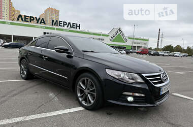 Купе Volkswagen CC / Passat CC 2011 в Киеве