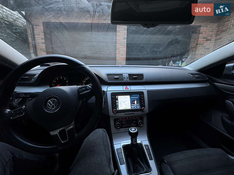Купе Volkswagen CC / Passat CC 2009 в Кременчуці