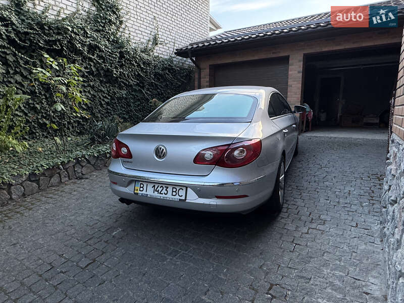 Купе Volkswagen CC / Passat CC 2009 в Кременчуці