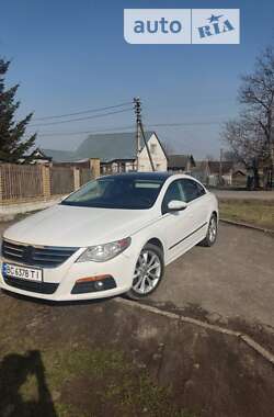 Купе Volkswagen CC / Passat CC 2009 в Львове