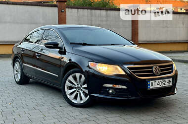 Купе Volkswagen CC / Passat CC 2009 в Коломиї