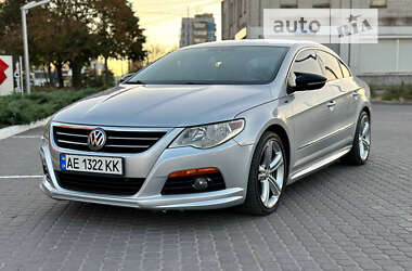 Купе Volkswagen CC / Passat CC 2010 в Дніпрі