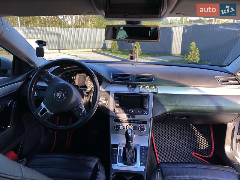 Купе Volkswagen CC / Passat CC 2011 в Шептицькому