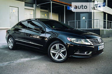 Купе Volkswagen CC / Passat CC 2013 в Києві