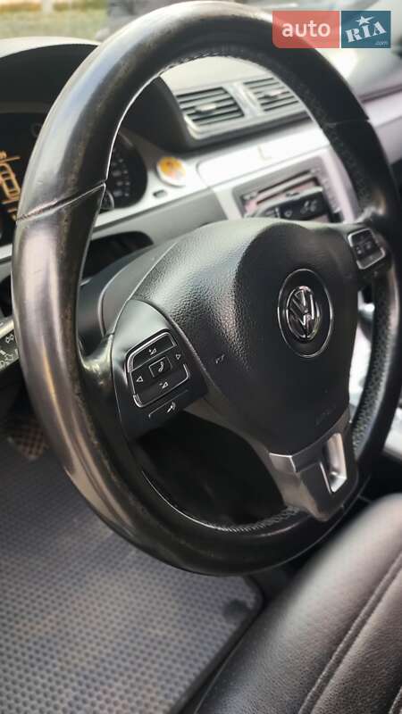 Купе Volkswagen CC / Passat CC 2010 в Подільську