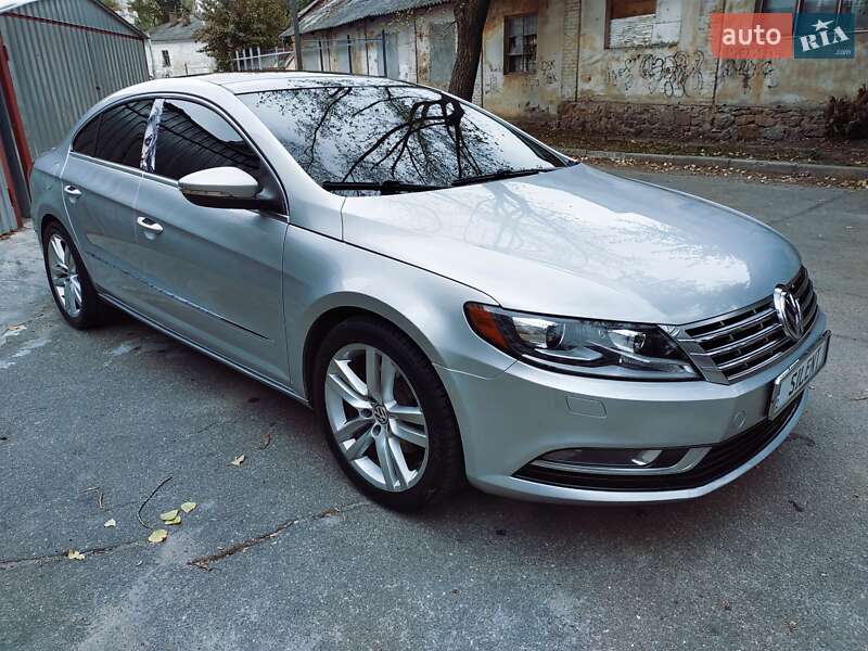 Купе Volkswagen CC / Passat CC 2012 в Кропивницком