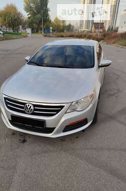 Купе Volkswagen CC / Passat CC 2011 в Києві