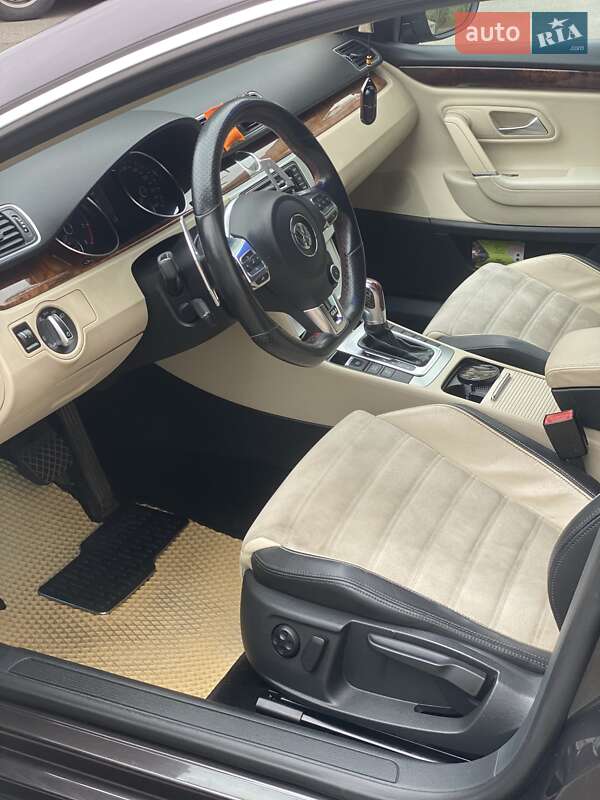 Купе Volkswagen CC / Passat CC 2011 в Києві фото 14 Купе Volkswagen CC / Passat CC 2011 в Києві