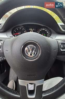 Купе Volkswagen CC / Passat CC 2012 в Днепре