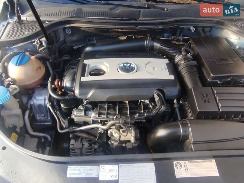 Купе Volkswagen CC / Passat CC 2012 в Полтаве