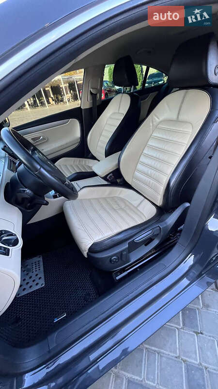 Купе Volkswagen CC / Passat CC 2011 в Кропивницькому