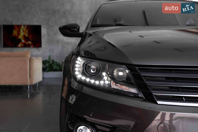 Купе Volkswagen CC / Passat CC 2013 в 