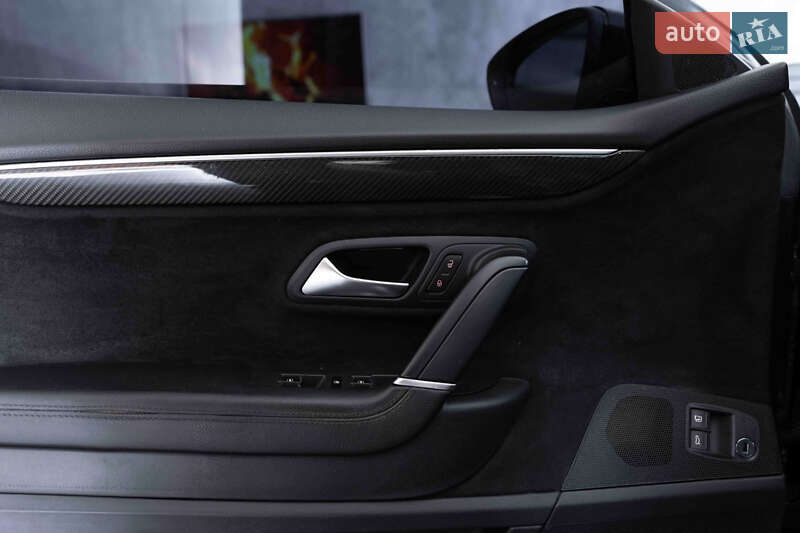 Купе Volkswagen CC / Passat CC 2013 в Бурыни