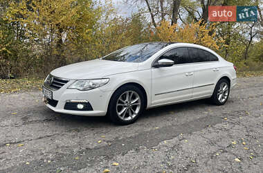 Купе Volkswagen CC / Passat CC 2011 в Каменском