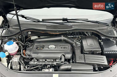 Купе Volkswagen CC / Passat CC 2012 в 