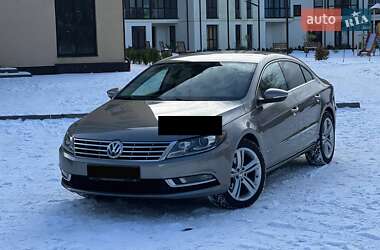 Купе Volkswagen CC / Passat CC 2012 в Сваляві