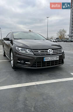 Купе Volkswagen CC / Passat CC 2015 в Києві