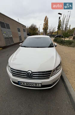 Купе Volkswagen CC / Passat CC 2013 в Киеве