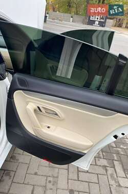 Купе Volkswagen CC / Passat CC 2010 в 