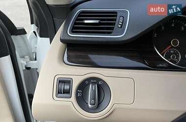 Купе Volkswagen CC / Passat CC 2016 в 