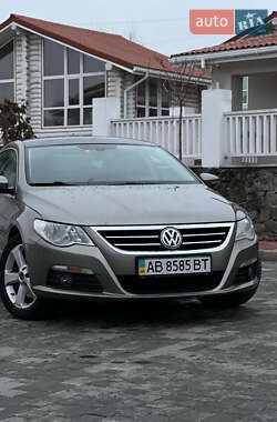 Купе Volkswagen CC / Passat CC 2009 в Вінниці