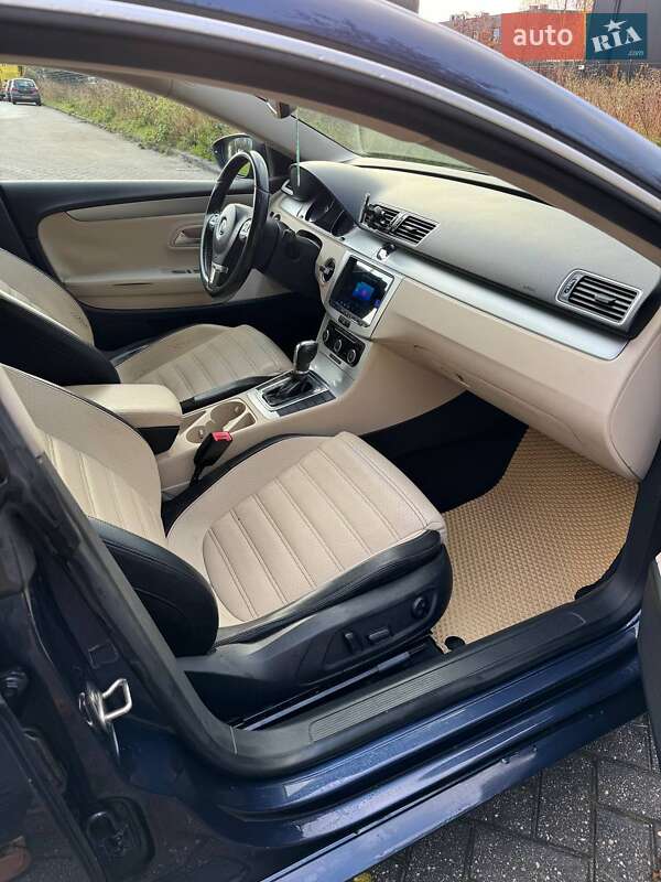 Купе Volkswagen CC / Passat CC 2011 в Харькове