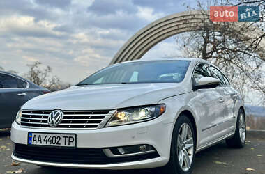 Купе Volkswagen CC / Passat CC 2012 в Києві