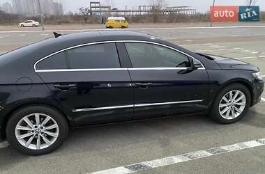 Купе Volkswagen CC / Passat CC 2012 в Киеве