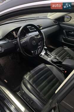 Купе Volkswagen CC / Passat CC 2012 в Киеве