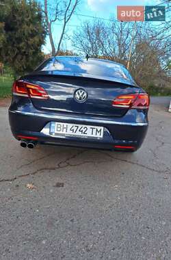 Купе Volkswagen CC / Passat CC 2012 в Одесі