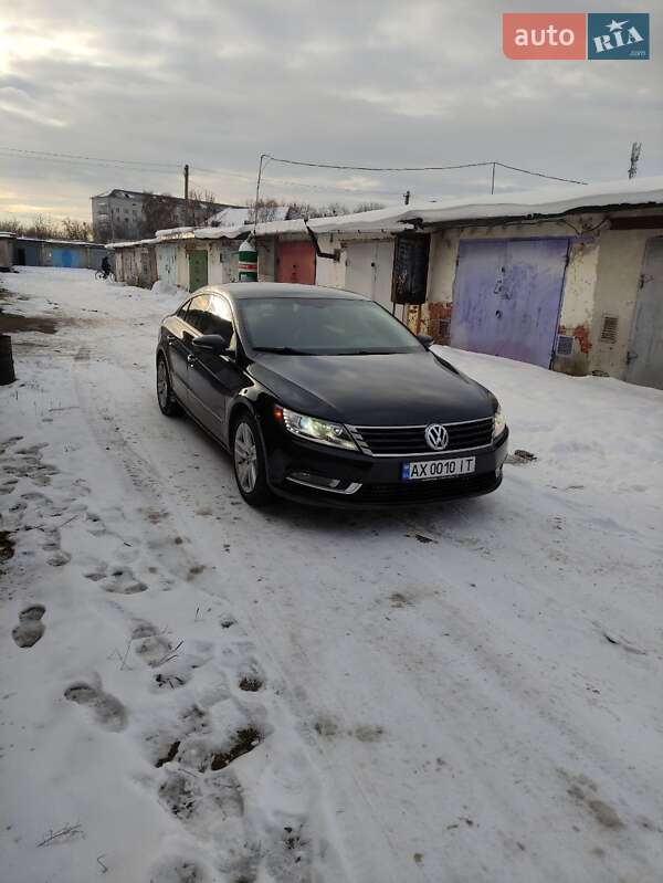 Купе Volkswagen CC / Passat CC 2014 в Калуші