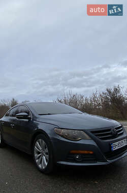 Купе Volkswagen CC / Passat CC 2010 в Доброславі