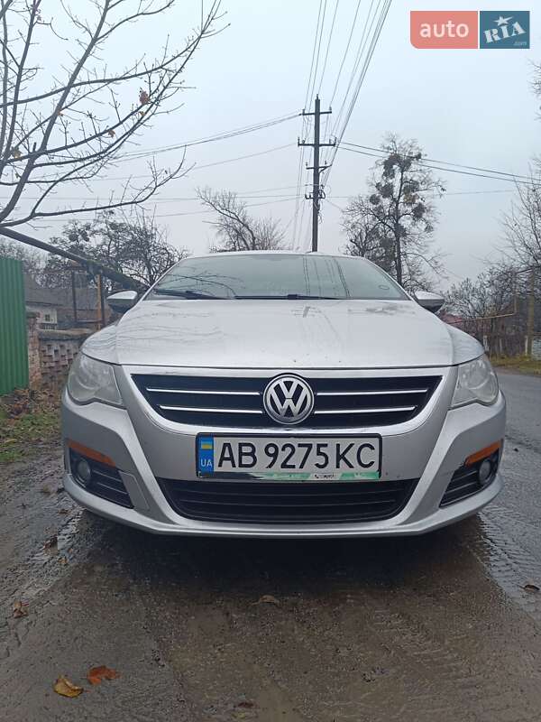 Купе Volkswagen CC / Passat CC 2010 в Гайсине