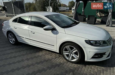 Купе Volkswagen CC / Passat CC 2015 в Києві