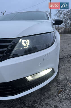 Купе Volkswagen CC / Passat CC 2012 в Запоріжжі