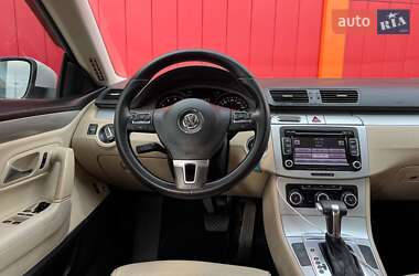 Купе Volkswagen CC / Passat CC 2010 в 
