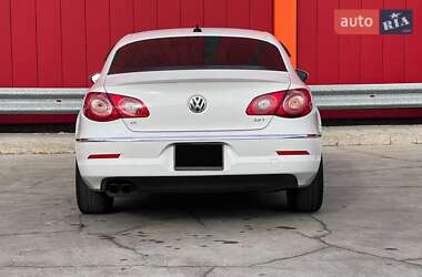 Купе Volkswagen CC / Passat CC 2010 в 