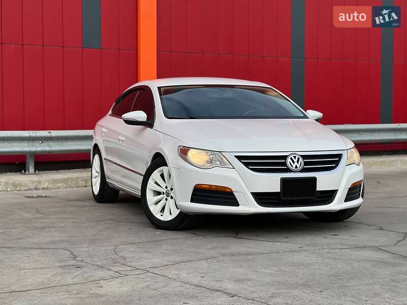 Купе Volkswagen CC / Passat CC 2010 в Киеве