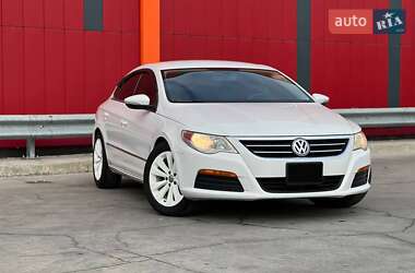 Купе Volkswagen CC / Passat CC 2010 в 