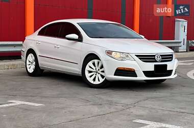 Купе Volkswagen CC / Passat CC 2010 в Киеве