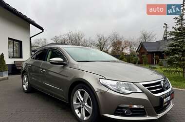 Купе Volkswagen CC / Passat CC 2008 в Львові