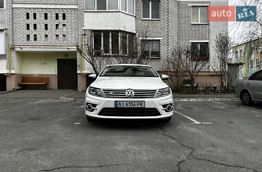 Купе Volkswagen CC / Passat CC 2014 в Вышгороде