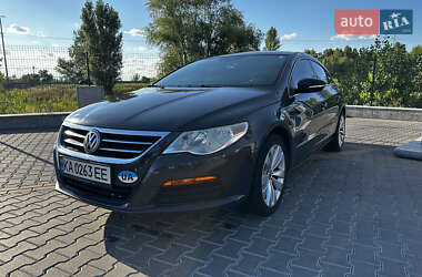 Купе Volkswagen CC / Passat CC 2011 в Киеве