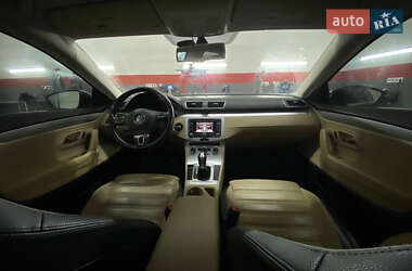 Купе Volkswagen CC / Passat CC 2012 в Киеве