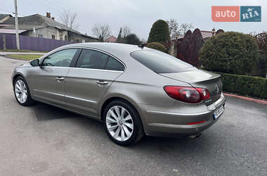 Купе Volkswagen CC / Passat CC 2010 в Могилев-Подольске